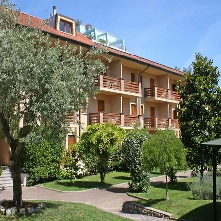 Capanna D'oro Hotell