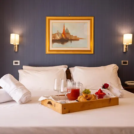 Szálloda Capanna D'oro Lignano Sabbiadoro