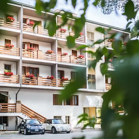 Capanna D'oro Hotel
