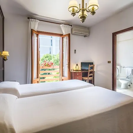 Hotel Capanna D'Oro 3*