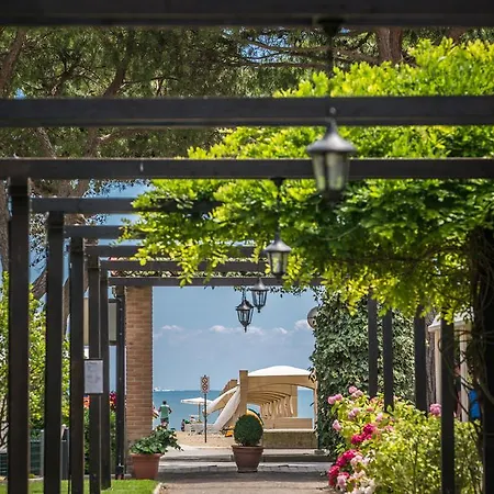 Capanna D'oro Szálloda 3*